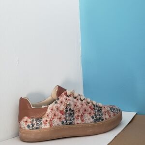 Ana Maria Canvas Leather mixed Floral Sneaker 8us Lightweight/Soft Insole